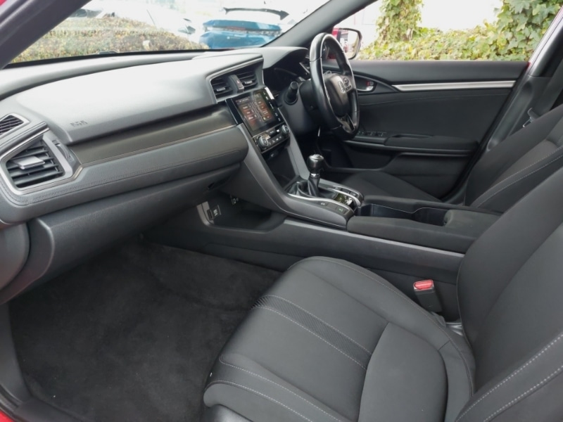 Used Honda Civic 2018 for sale - 77448684: Photo 5