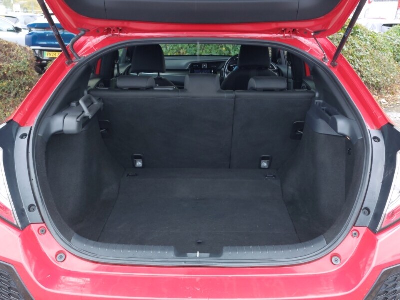 Used Honda Civic 2018 for sale - 77448684: Photo 8