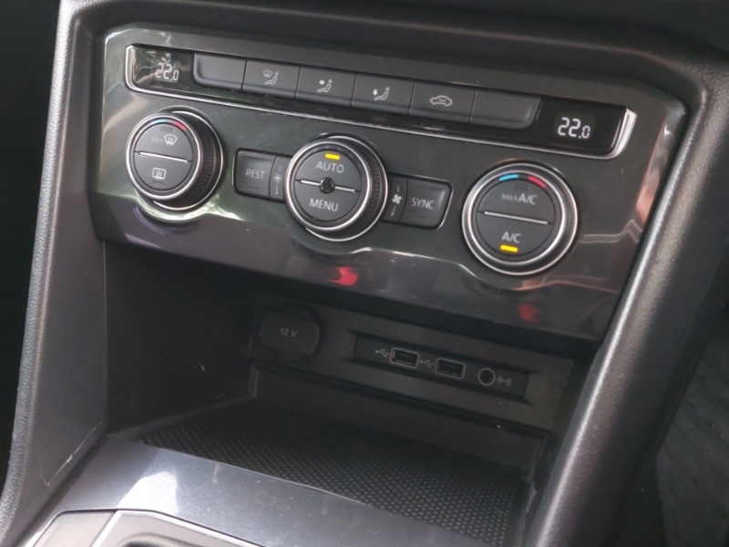 Used Volkswagen Tiguan 2018 for sale - 77424280: Photo 17