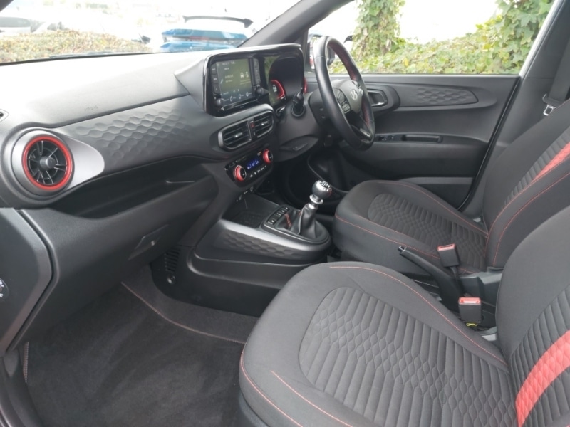 Used Hyundai i10 2023 for sale - 76450880: Photo 5