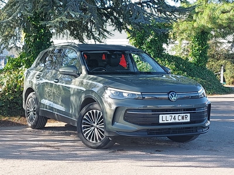 Used Volkswagen Tiguan 2024 for sale - 76183311: Photo 1