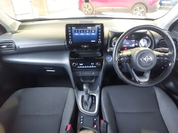 Used Toyota Yaris Cross 2023 for sale - 78269020: Photo