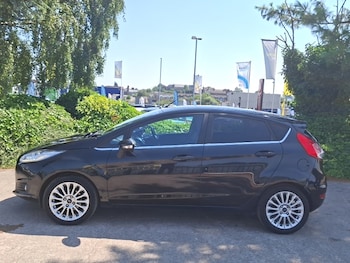 Used Ford Fiesta 2013 for sale - 79273778: Photo
