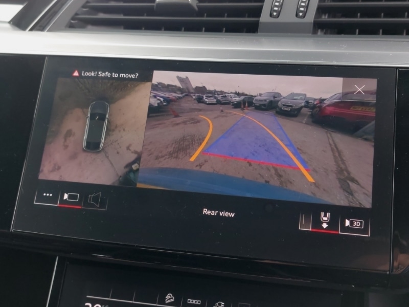 Used Audi e-tron 2021 for sale - 77751596: Photo 11