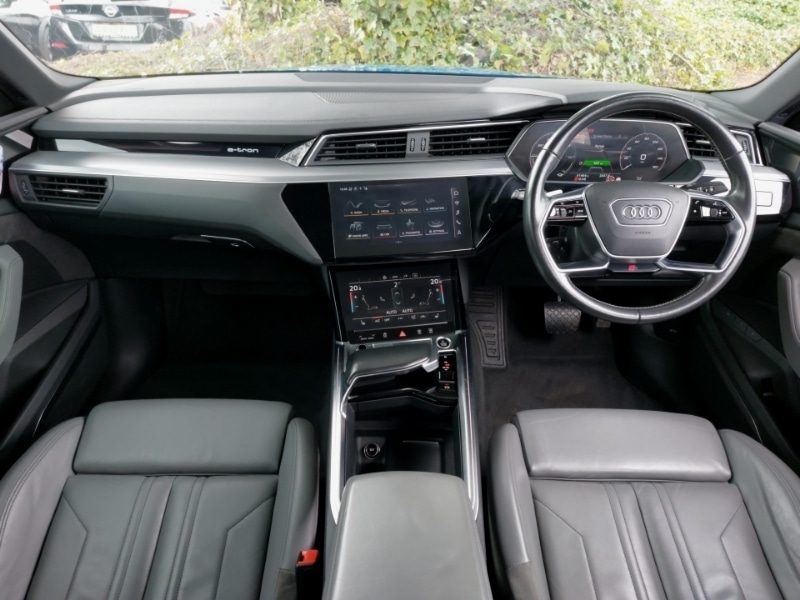 Used Audi e-tron 2021 for sale - 77751596: Photo 2