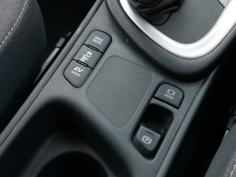 Used Toyota Yaris 2023 for sale - 77433552: Photo 17