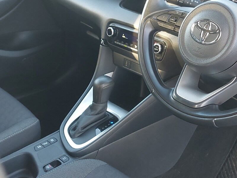 Used Toyota Yaris 2023 for sale - 77433552: Photo 19