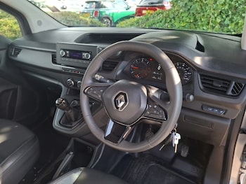 Used Renault Kangoo 2024 for sale - 79489646: Photo