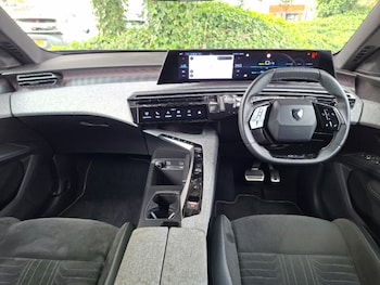 Used Peugeot 3008 2024 for sale - 79343151: Photo