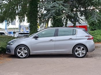 Used Peugeot 308 2019 for sale - 79839885: Photo