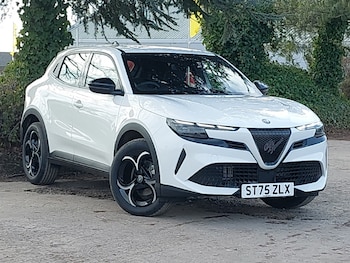 Used Alfa Romeo Junior 2025 for sale - 78079721: Photo