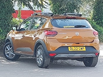 Used Dacia Sandero Stepway 2022 for sale - 78455544: Photo