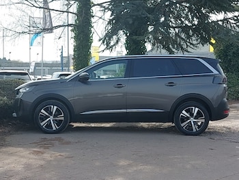 Used Peugeot 5008 2022 for sale - 77963965: Photo