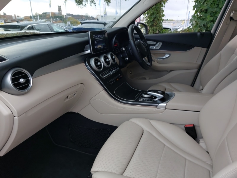 Used Mercedes-Benz GLC 2017 for sale - 76537314: Photo 5