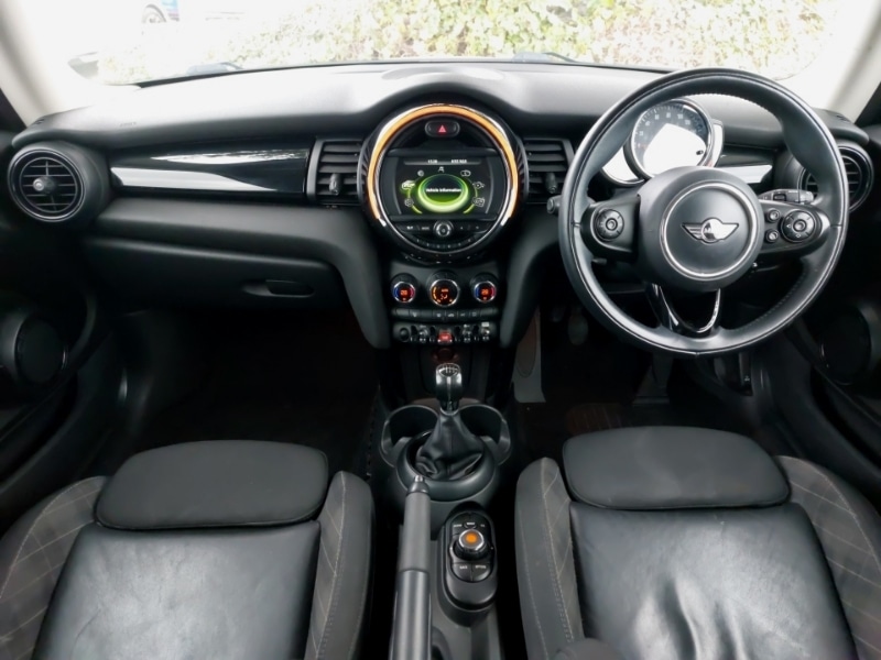 Used MINI Hatch 2018 for sale - 78006070: Photo 2