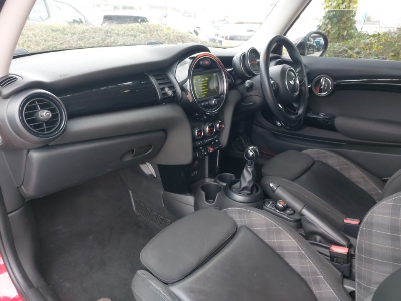 Used MINI Hatch 2018 for sale - 78006070: Photo 5