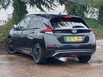 Used Nissan Leaf 2022 for sale - 77704475: Photo