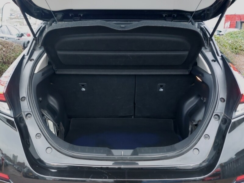 Used Nissan Leaf 2022 for sale - 77704475: Photo 8