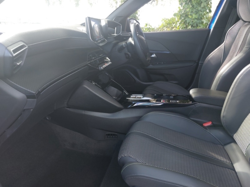 Used Peugeot 2008 2024 for sale - 76078499: Photo 5