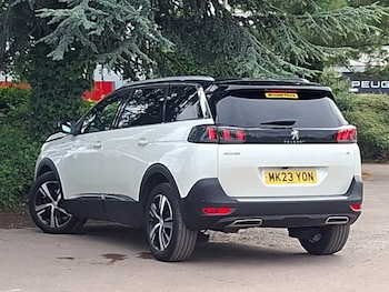 Used Peugeot 5008 2023 for sale - 79074651: Photo