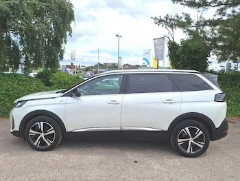 Used Peugeot 5008 2023 for sale - 79074651: Photo