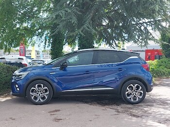 Used Renault Captur 2023 for sale - 78567865: Photo