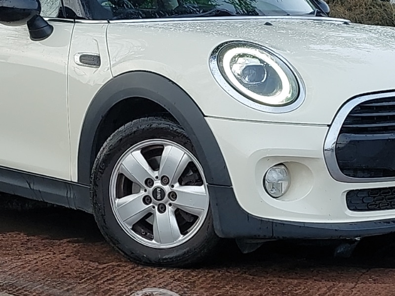 Used MINI Hatch 2019 for sale - 77939262: Photo 9