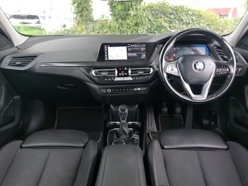 Used BMW 1 Series 2022 for sale - 76354301: Photo