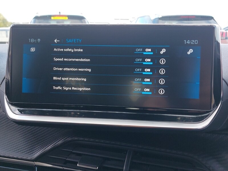 Used Peugeot 2008 2021 for sale - 76052063: Photo 17