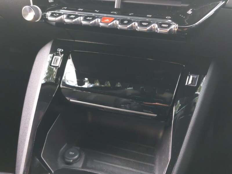 Used Peugeot 2008 2021 for sale - 76052063: Photo 18