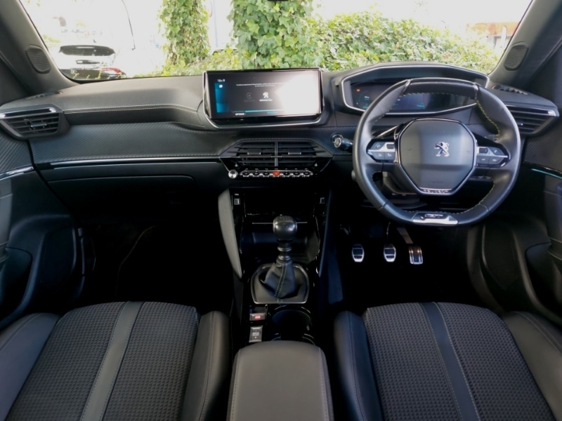 Used Peugeot 2008 2021 for sale - 76052063: Photo 2