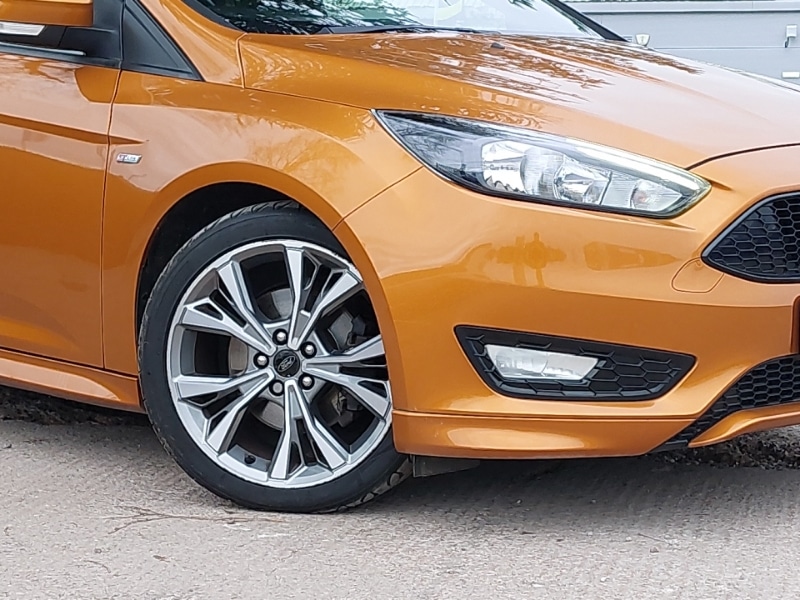 Used Ford Focus 2017 for sale - 77922842: Photo 9