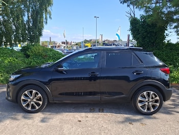 Used Kia Stonic 2018 for sale - 79180195: Photo