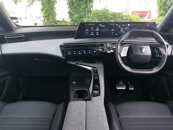 Used Peugeot 3008 2024 for sale - 76970289: Photo