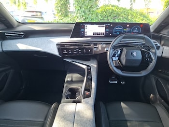 Used Peugeot 3008 2024 for sale - 79006435: Photo