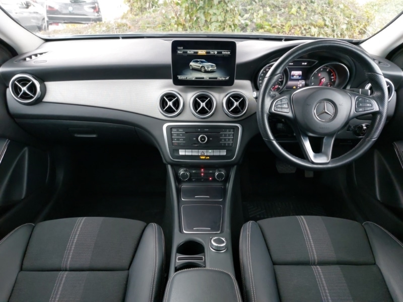 Used Mercedes-Benz GLA 2019 for sale - 77782341: Photo 2