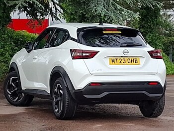 Used Nissan Juke 2023 for sale - 78567876: Photo