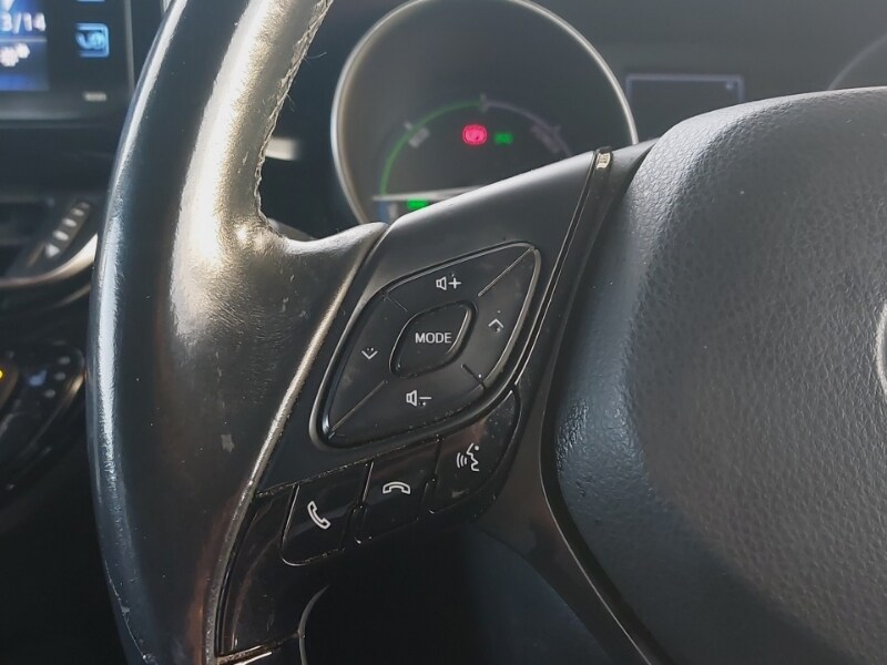 Used Toyota C-HR 2018 for sale - 76736889: Photo 13