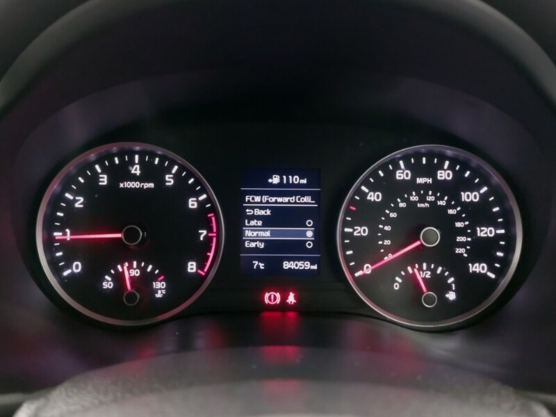 Used Kia Stonic 2018 for sale - 77424287: Photo 15