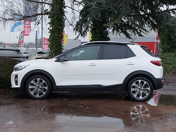 Used Kia Stonic 2018 for sale - 77424287: Photo