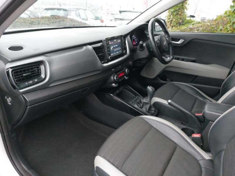 Used Kia Stonic 2018 for sale - 77424287: Photo 5