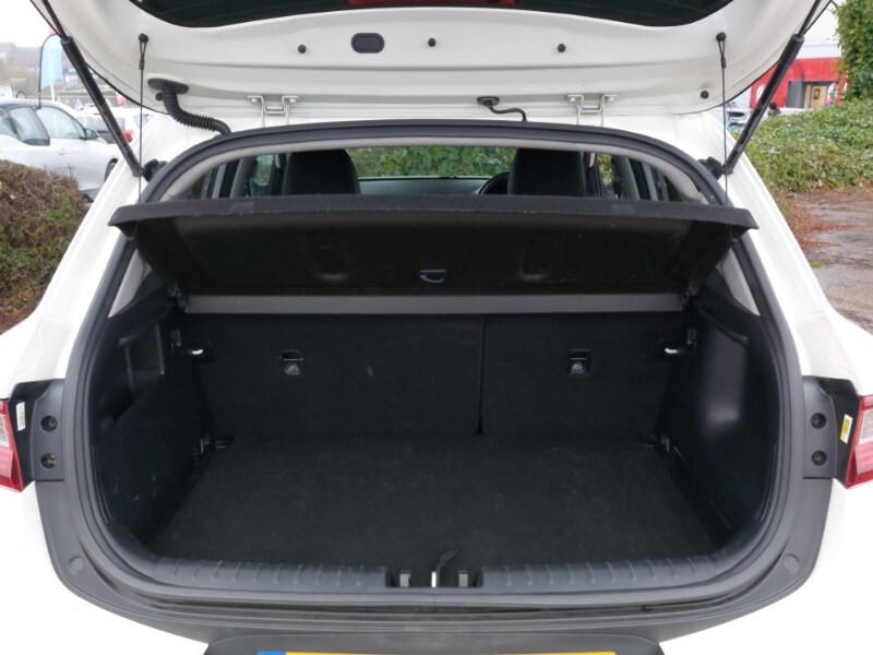 Used Kia Stonic 2018 for sale - 77424287: Photo 8