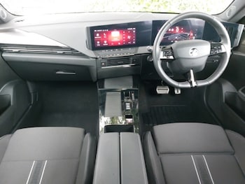 Used Vauxhall Astra 2025 for sale - 78617090: Photo