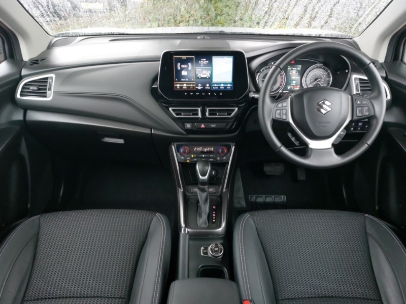 Used Suzuki SX4 S-Cross 2023 for sale - 77702087: Photo 2