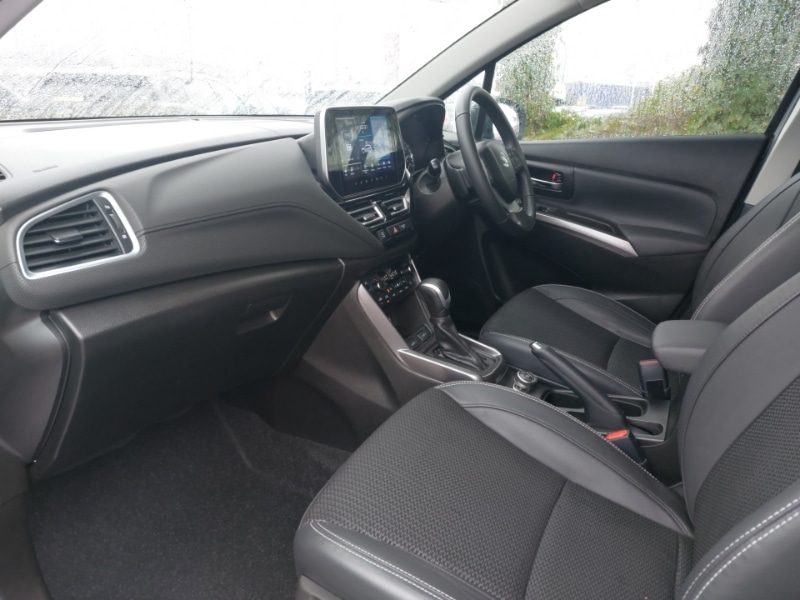 Used Suzuki SX4 S-Cross 2023 for sale - 77702087: Photo 5