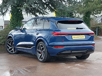 Used Audi Q6 e-tron 2024 for sale - 78247228: Photo