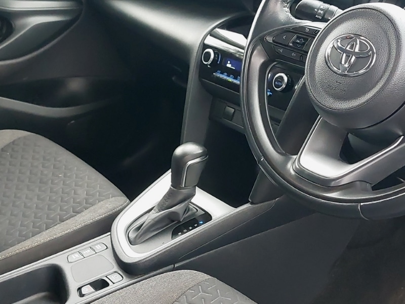 Used Toyota Yaris Cross 2023 for sale - 77637149: Photo 19