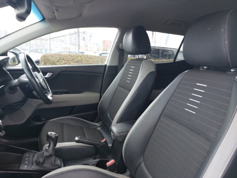 Used Kia Stonic 2018 for sale - 78040815: Photo 18