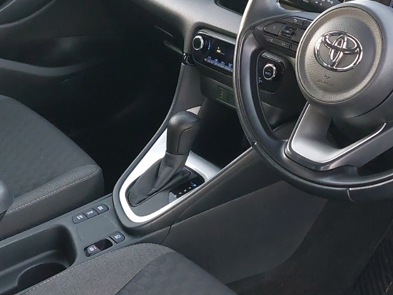 Used Toyota Yaris 2023 for sale - 77329698: Photo 19