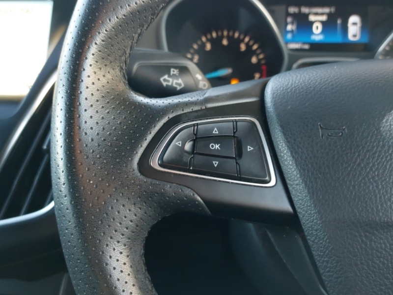 Used Ford Focus 2017 for sale - 76687657: Photo 13